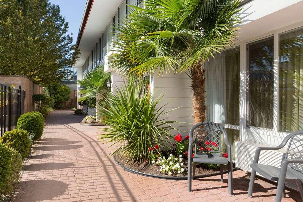 Days Inn By Wyndham Victoria Airport Sidney Kamer foto