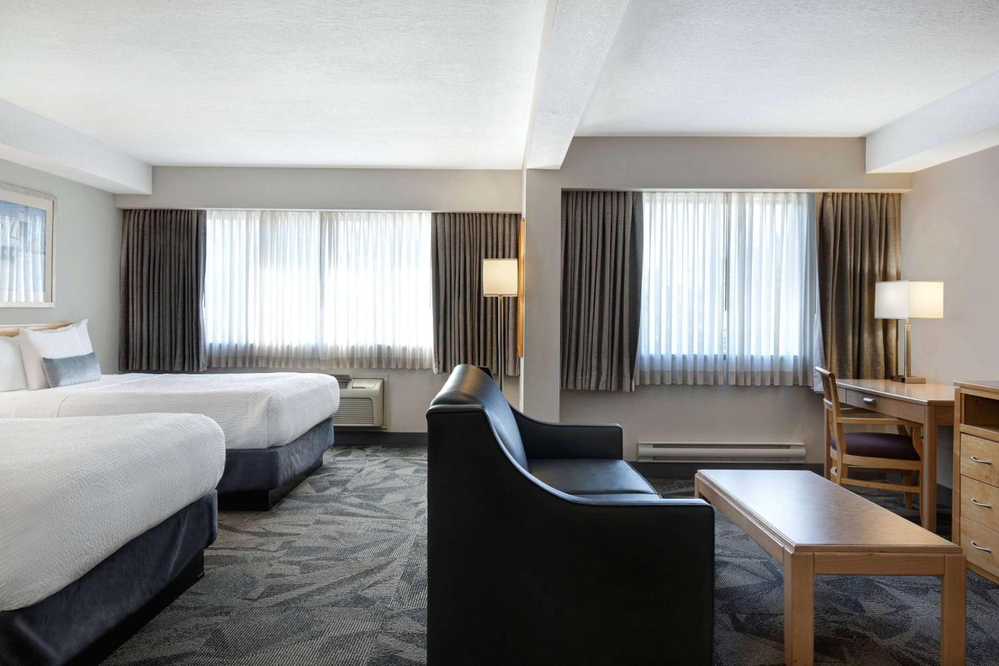 Days Inn By Wyndham Victoria Airport Sidney Buitenkant foto